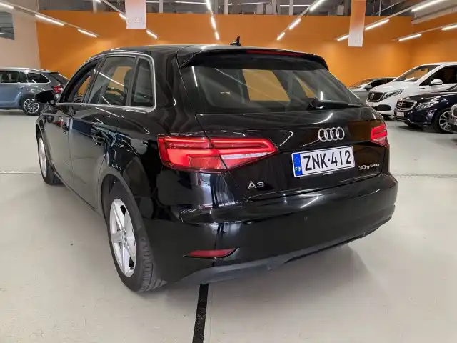 Musta Viistoperä, Audi A3 – ZNK-412