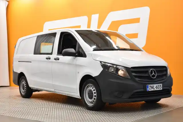 Valkoinen Pakettiauto, Mercedes-Benz Vito – ZNL-603