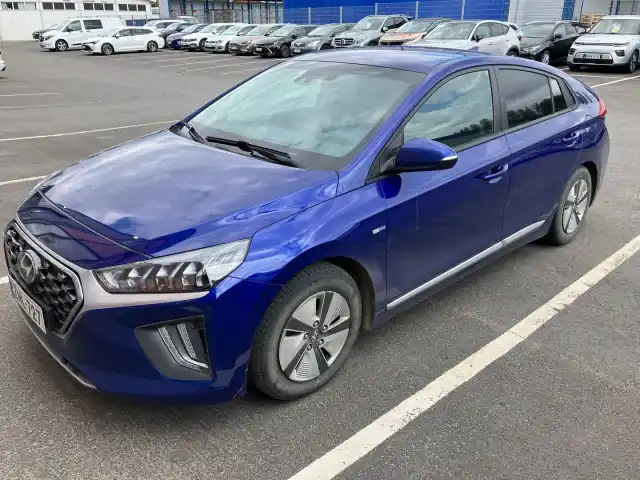 Sininen Viistoperä, Hyundai IONIQ hybrid – ZNL-727