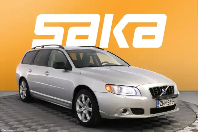 Harmaa Farmari, Volvo V70 – ZNM-259