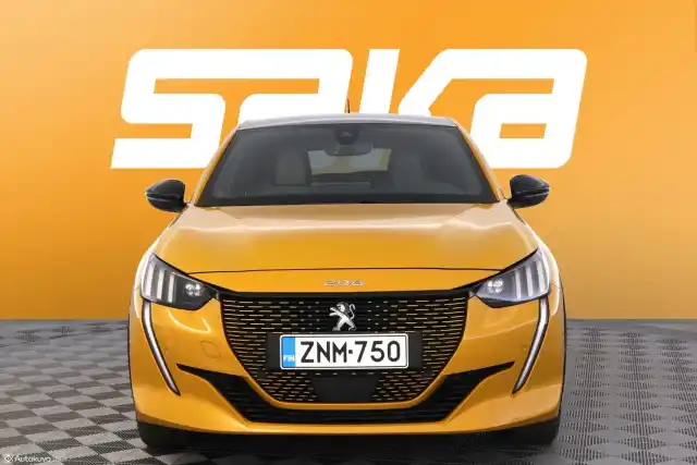 Keltainen Viistoperä, Peugeot e-208 – ZNM-750