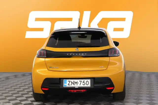 Keltainen Viistoperä, Peugeot e-208 – ZNM-750