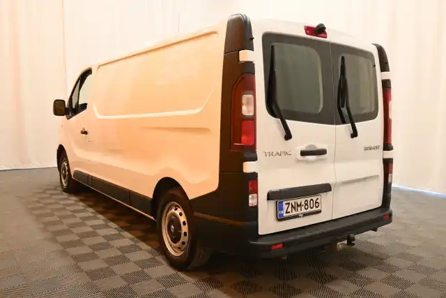 Valkoinen Pakettiauto, Renault Trafic – ZNM-806