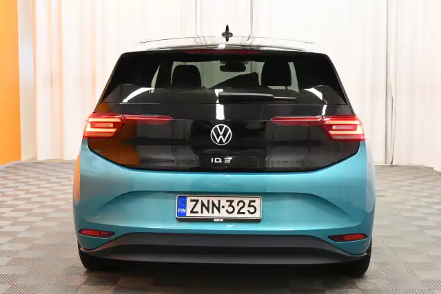 Turkoosi Viistoperä, Volkswagen ID.3 – ZNN-325