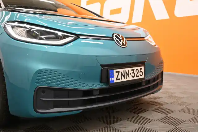 Turkoosi Viistoperä, Volkswagen ID.3 – ZNN-325