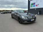 Harmaa Coupe, Mercedes-Benz E – ZNN-924, kuva 2