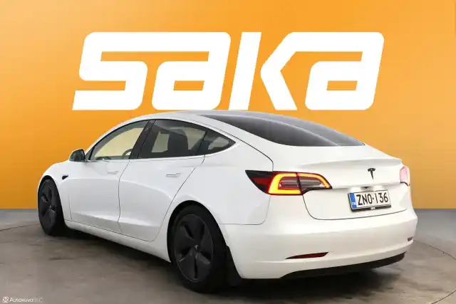 Valkoinen Sedan, Tesla Model 3 – ZNO-136