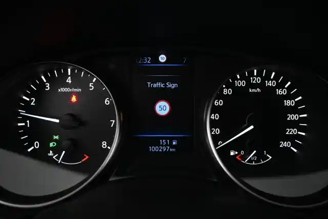 Harmaa Maastoauto, Nissan Qashqai – ZNO-168