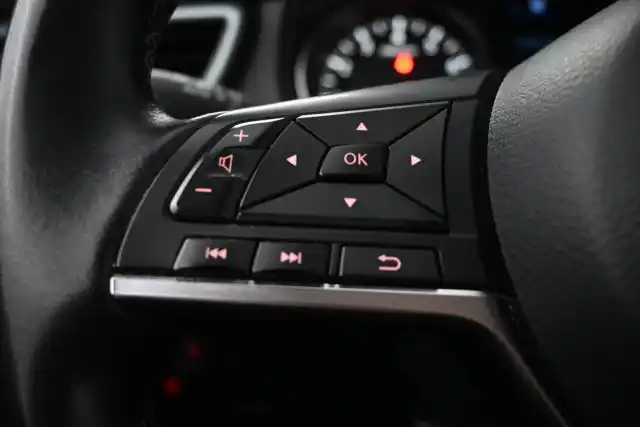 Harmaa Maastoauto, Nissan Qashqai – ZNO-168