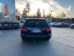 Musta Farmari, Mercedes-Benz E – ZNP-430, kuva 4