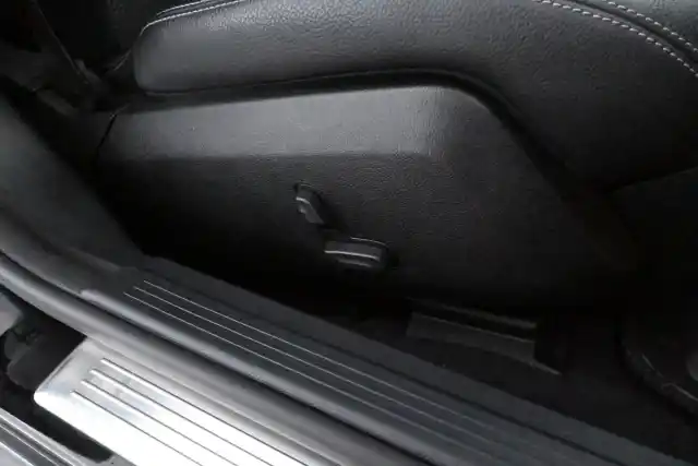 Musta Farmari, Mercedes-Benz E – ZNP-665