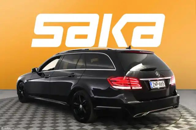 Musta Farmari, Mercedes-Benz E – ZNP-665