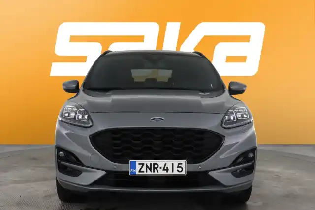 Harmaa Maastoauto, Ford Kuga – ZNR-415