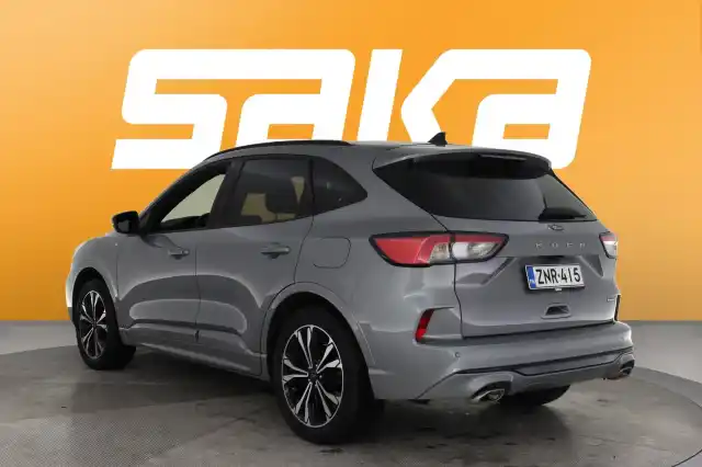 Harmaa Maastoauto, Ford Kuga – ZNR-415