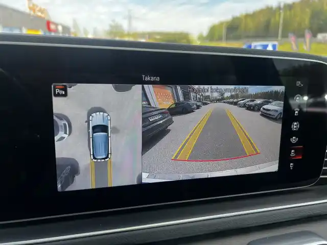 Valkoinen Maastoauto, Mercedes-Benz GLE – ZNR-596