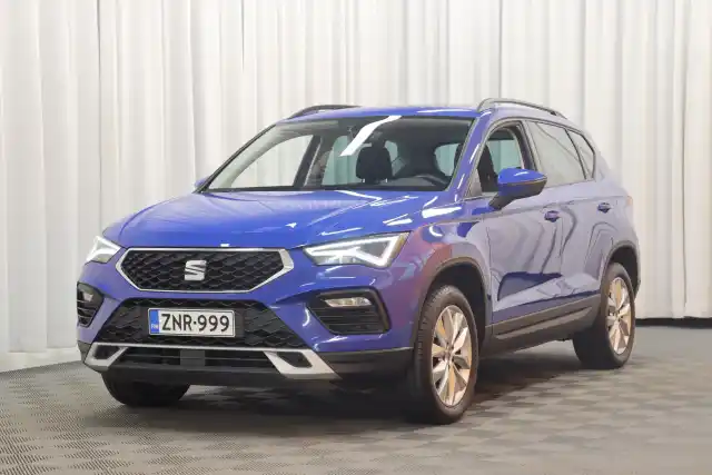 Harmaa Maastoauto, Seat Ateca – ZNR-999