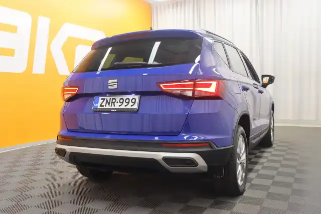 Harmaa Maastoauto, Seat Ateca – ZNR-999