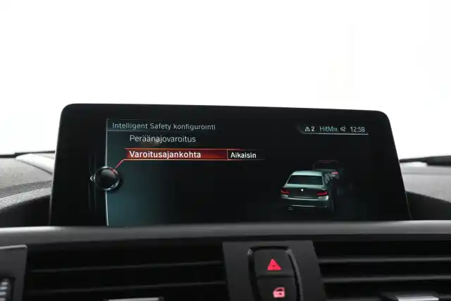 Punainen Coupe, BMW M240i – ZNT-206