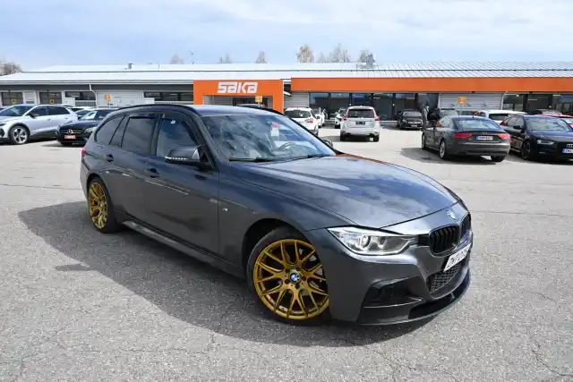 Harmaa Farmari, BMW 330 – ZNT-275