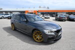 Harmaa Farmari, BMW 330 – ZNT-275, kuva 1