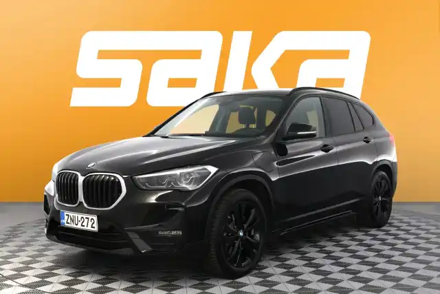 Musta Maastoauto, BMW X1 – ZNU-272