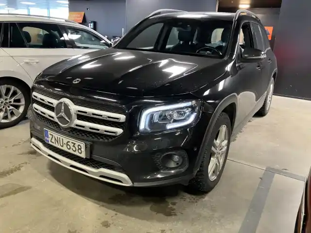 Musta Maastoauto, Mercedes-Benz GLB – ZNU-638