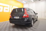 Musta Farmari, Volvo V70 – ZNX-934, kuva 8