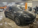 Musta Maastoauto, Porsche Cayenne – ZOC-170, kuva 1