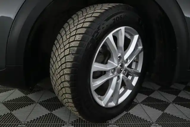 Harmaa Farmari, Kia Niro – ZOE-732