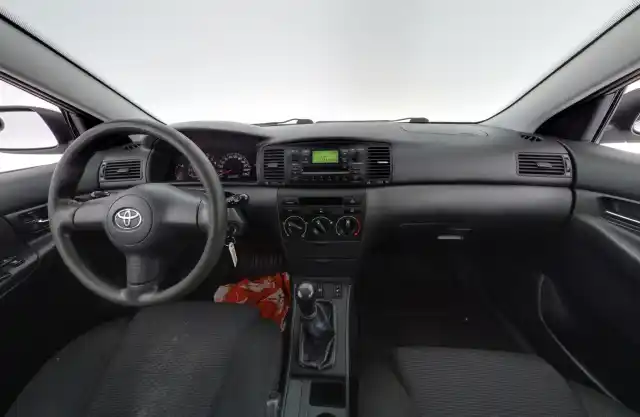 Hopea Viistoperä, Toyota Corolla – ZOI-316