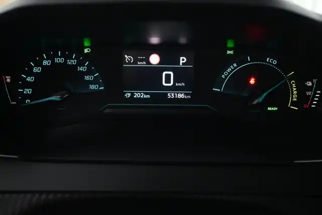 Musta Viistoperä, Peugeot e-208 – ZOJ-387