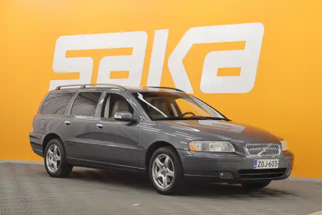 Harmaa Farmari, Volvo V70 – ZOJ-603