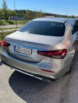 Harmaa Sedan, Mercedes-Benz E – ZOJ-604, kuva 2