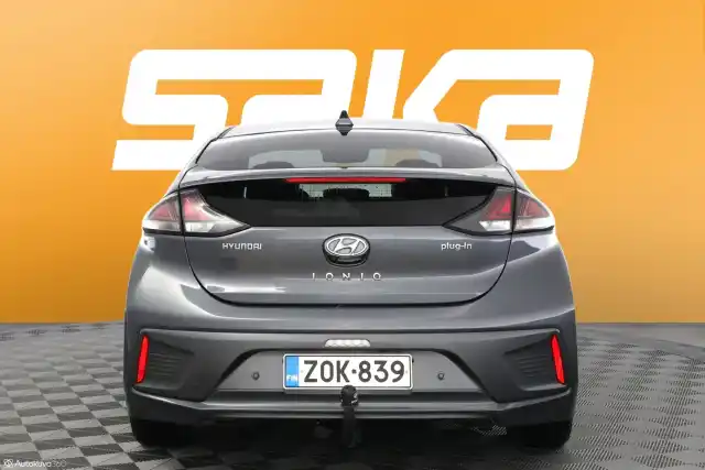 Harmaa Viistoperä, Hyundai IONIQ PLUG-IN – ZOK-839