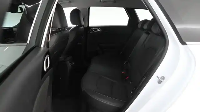 Valkoinen Farmari, Kia Ceed – ZOK-892