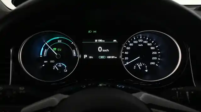 Valkoinen Farmari, Kia Ceed – ZOK-892