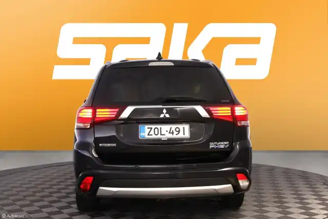 Musta Farmari, Mitsubishi Outlander PHEV – ZOL-491