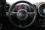 Punainen Maastoauto, Mini Countryman – ZOM-116, kuva 21