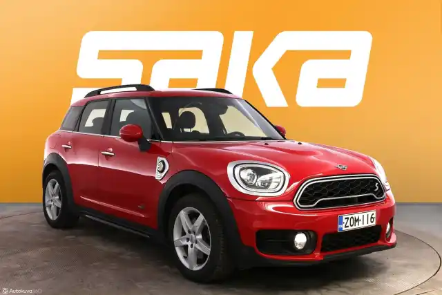Punainen Maastoauto, Mini Countryman – ZOM-116