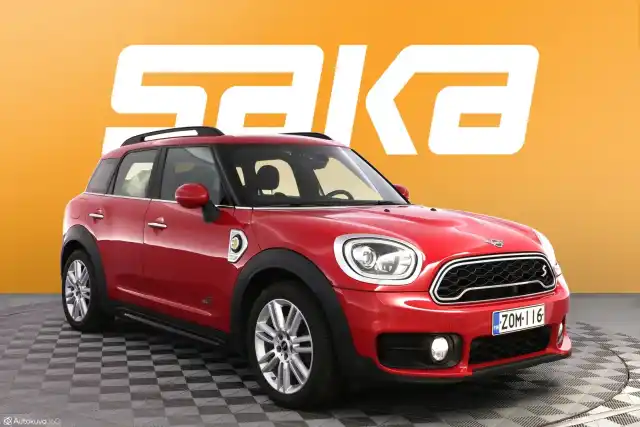 Punainen Maastoauto, Mini Countryman – ZOM-116