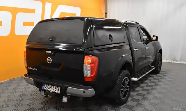  Pakettiauto, Nissan NAVARA – ZOM-483