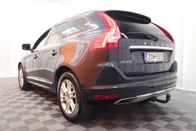 Sininen Maastoauto, Volvo XC60 – ZON-520