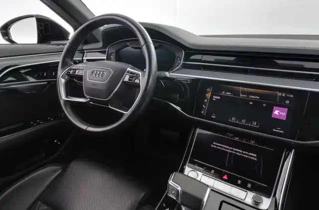 Musta Sedan, Audi A8 – ZOO-219