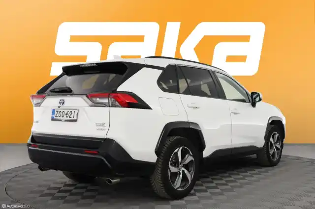 Valkoinen Maastoauto, Toyota RAV4 PLUG-IN – ZOO-621
