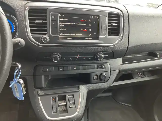 Valkoinen Pakettiauto, Opel Vivaro-e – ZOS-421