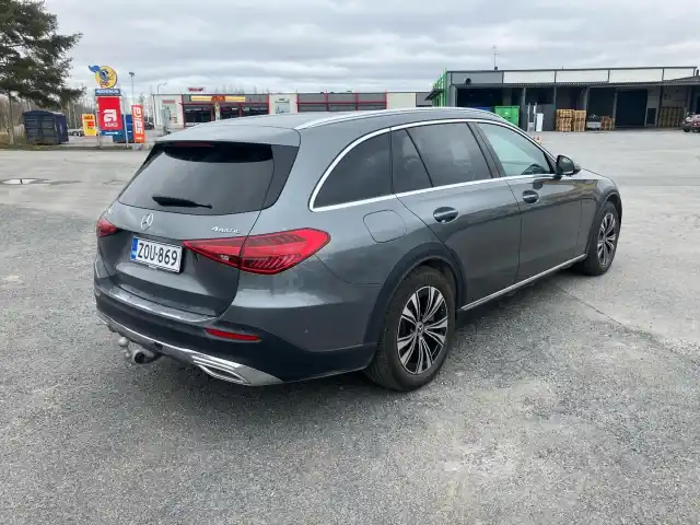 Harmaa Farmari, Mercedes-Benz C – ZOU-869
