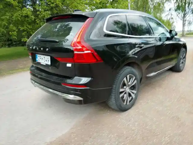 Musta Maastoauto, Volvo XC60 – ZPH-349