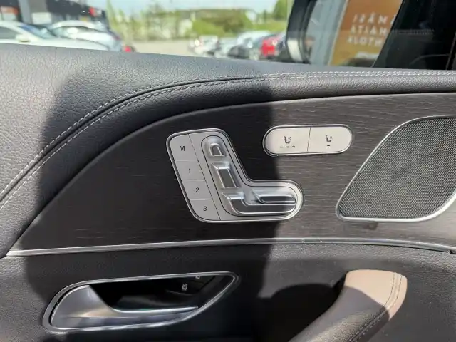 Harmaa Maastoauto, Mercedes-Benz GLE – ZPK-752