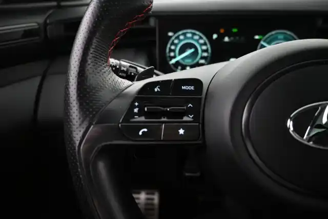 Musta Maastoauto, Hyundai Tucson – ZPO-503