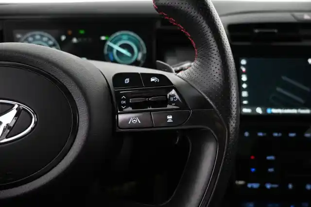 Musta Maastoauto, Hyundai Tucson – ZPO-503